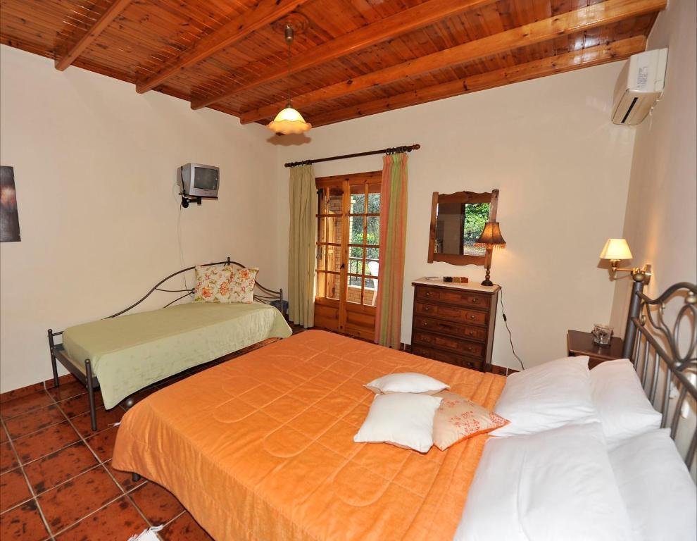Pieros Lisipios Apartment *